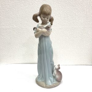 リヤドロ フィギュリン